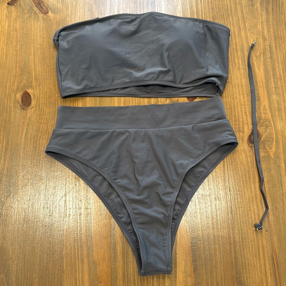classic gray sleek women’s 2 piece bandeau strapless bandage bikini set - NWOT